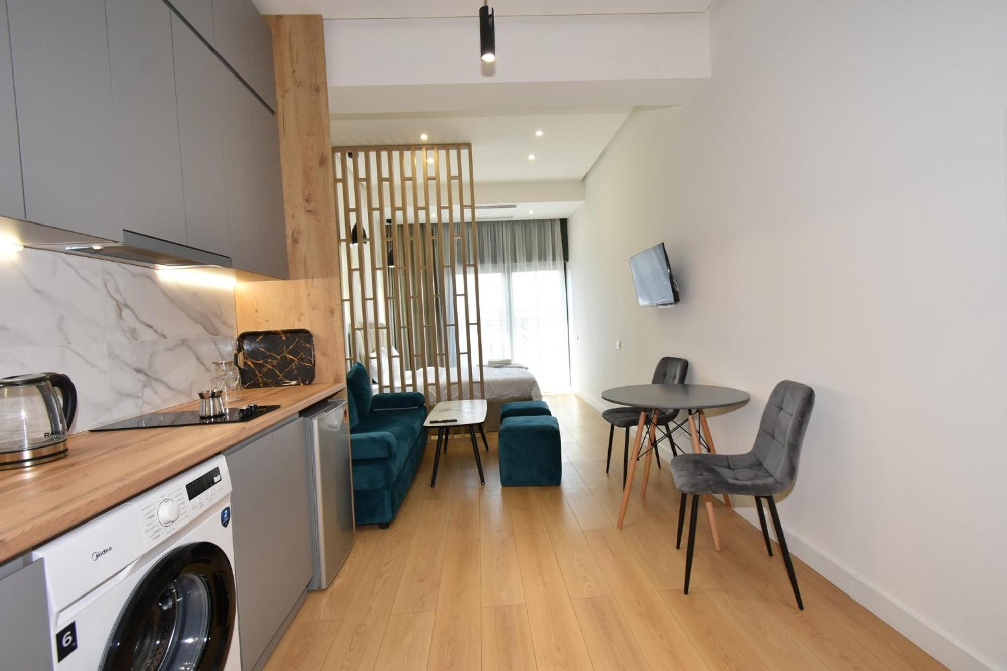 Aygestan Plaza Aparthotel Erevan Exterior foto