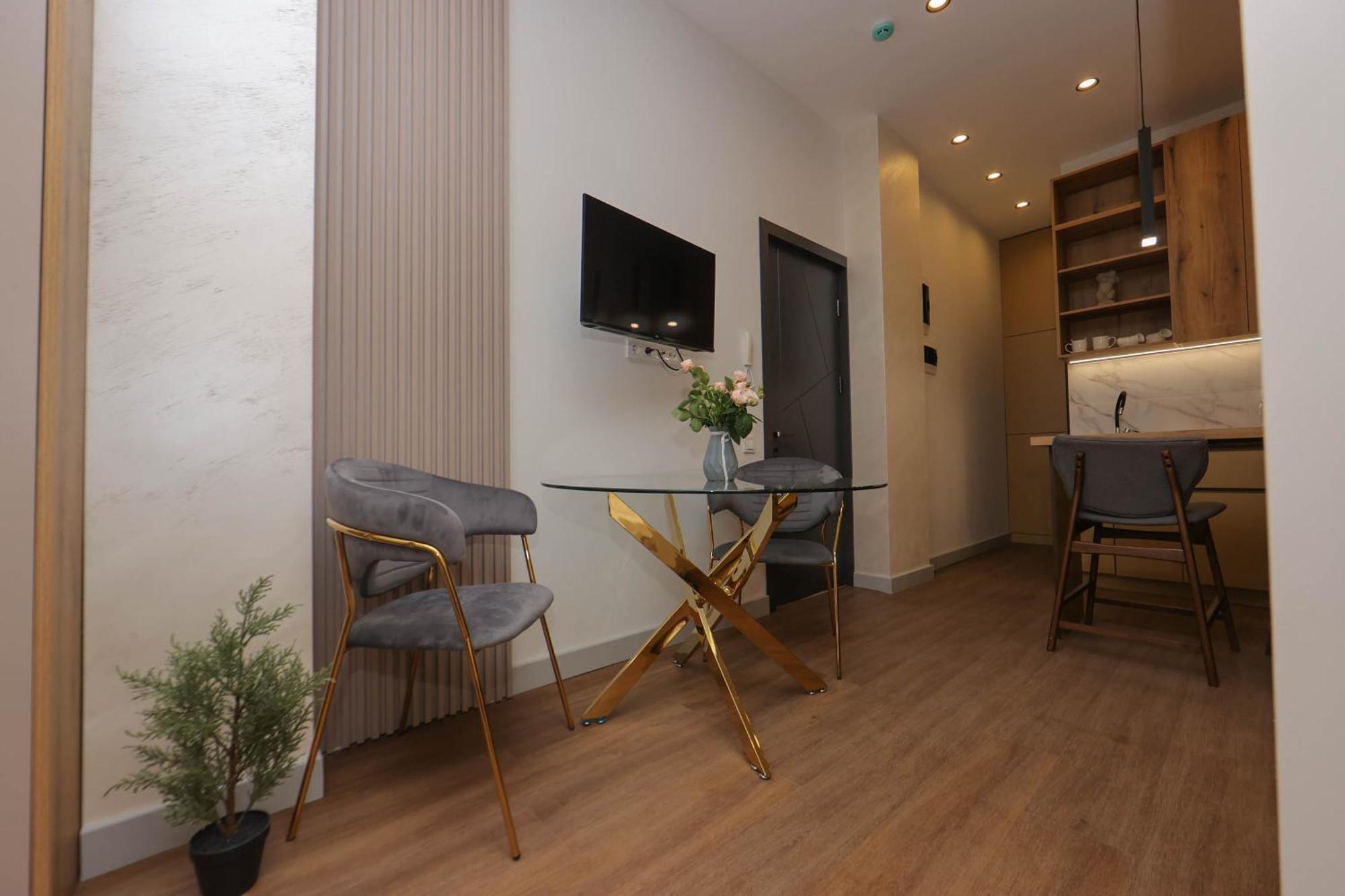 Aygestan Plaza Aparthotel Erevan Exterior foto